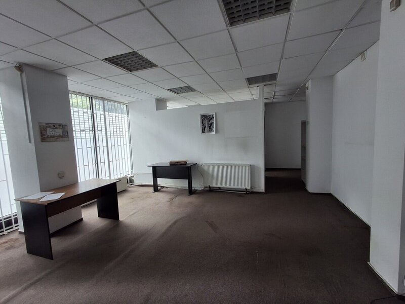 Stefan cel Mare- Badea Cartan stradal 135 mp zona Spital Colentina
